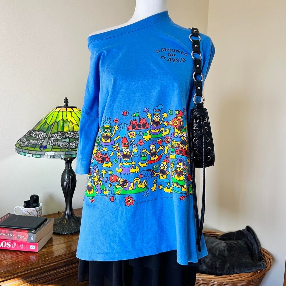 Funny vintage 90s graphic tee with SpongeBob/Simpsons beach cartoon graphic